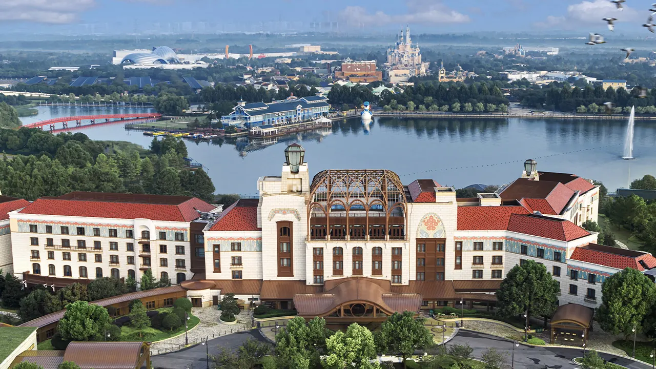 Shanghai Disneyland Hotel - photo 1